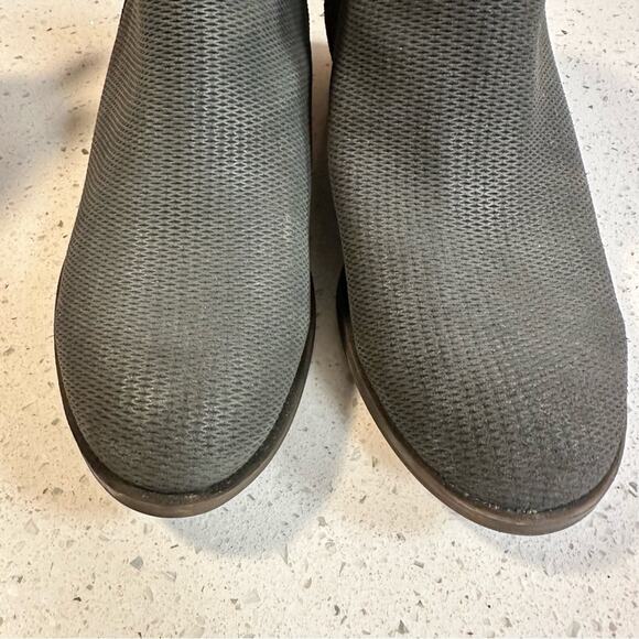 Kensie Gerona Textured Gray Ankle Booties Low Block Heel Size 9M - Picture 8 of 10